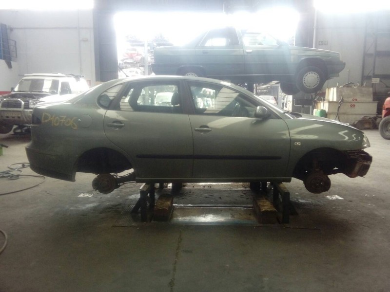 seat cordoba berlina (6l2) del año 2004