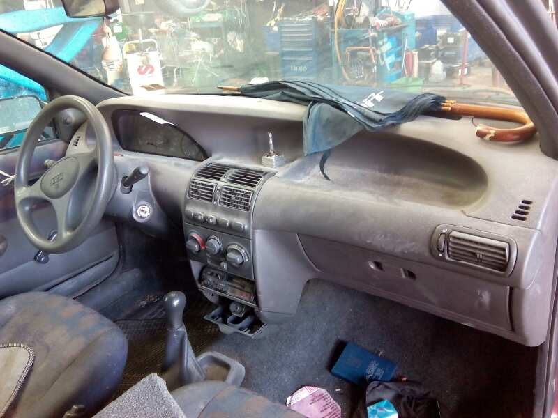 fiat punto berlina (176) del año 1998