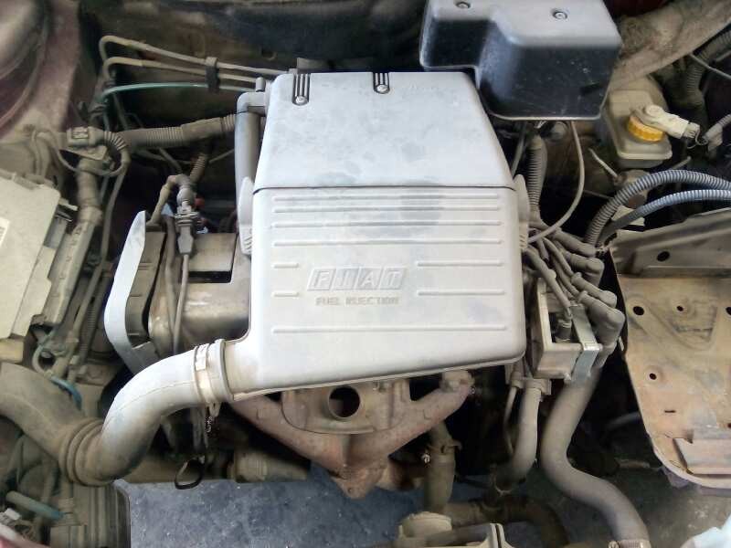 fiat punto berlina (176) del año 1998