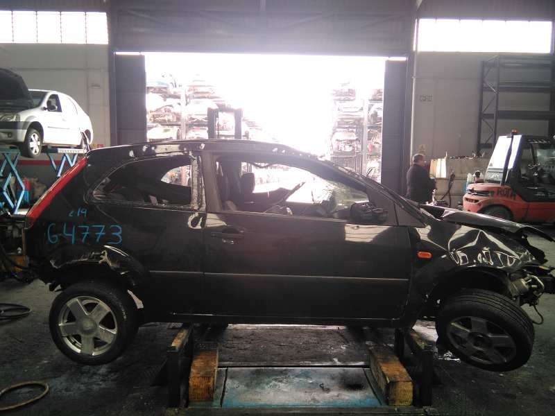 ford fiesta (cbk) del año 2003