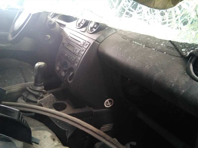 ford fiesta (cbk) del año 2003