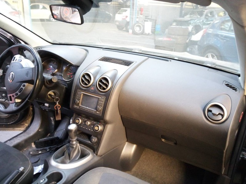 nissan qashqai (j10) del año 2011