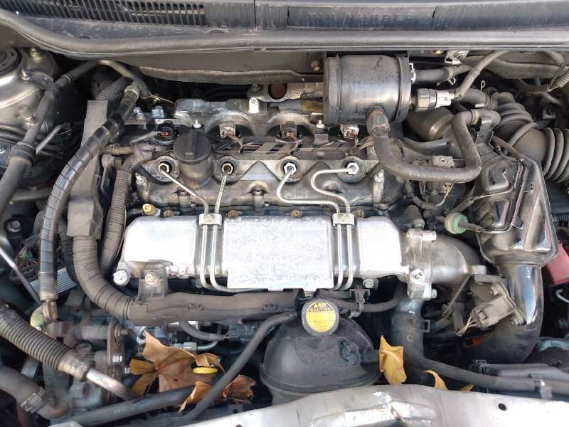 toyota corolla verso (r1) del año 2005