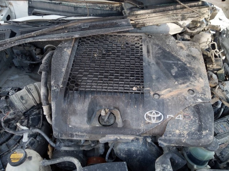 toyota hilux (kun) del año 2014