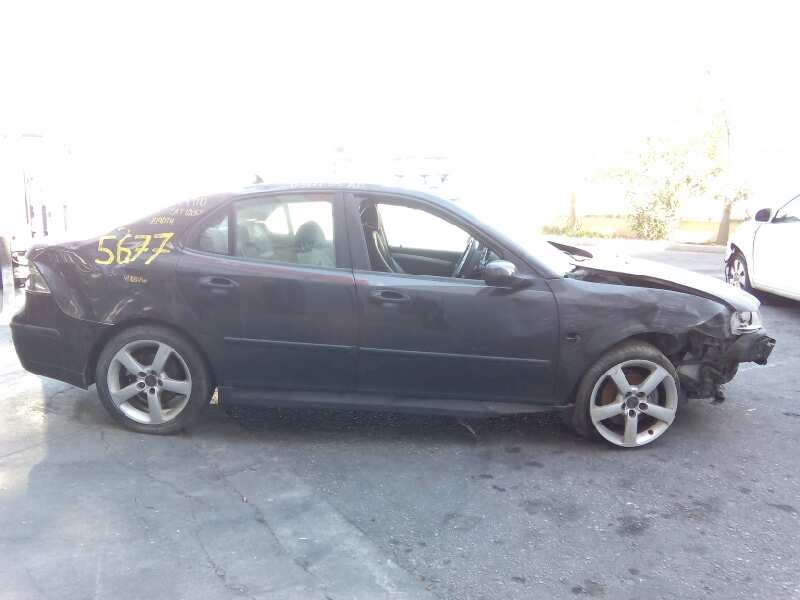 saab 9-3 berlina del año 2005