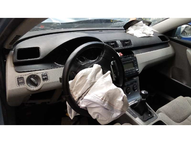 volkswagen passat variant (3c5) del año 2005