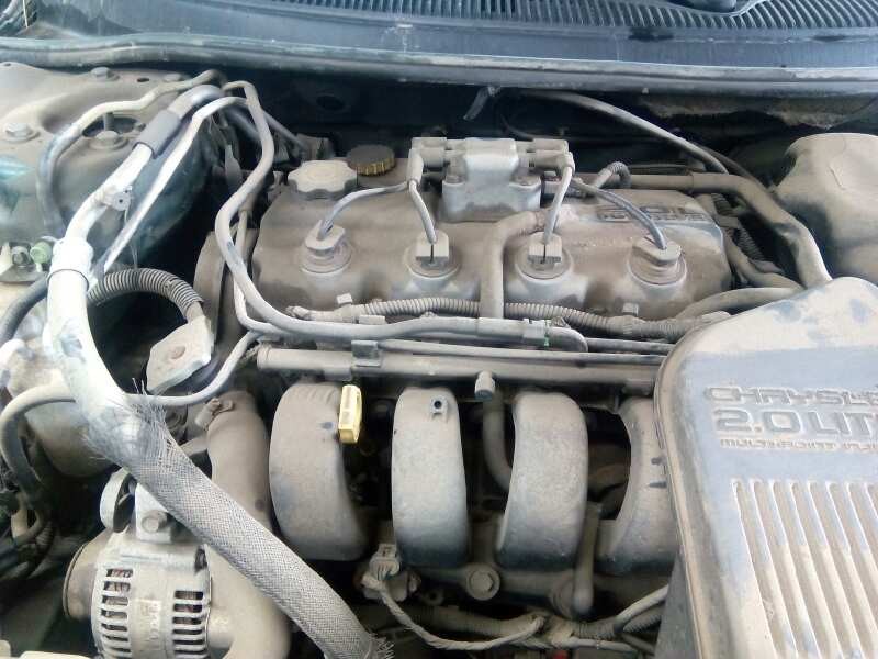 chrysler stratus berlina (ja) del año 1998