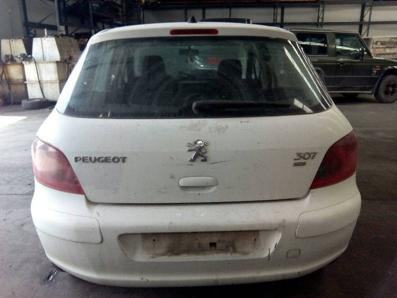 peugeot 307 berlina (s2) del año 2005