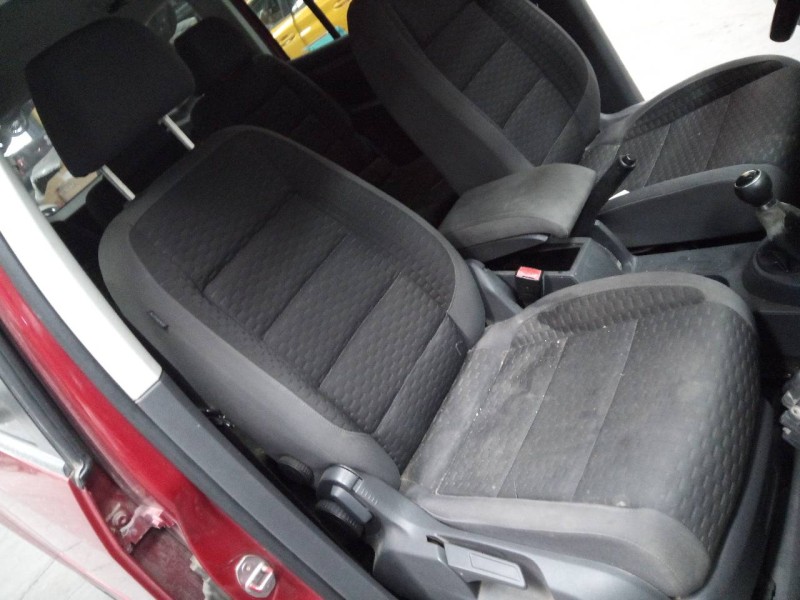 volkswagen touran (1t2) del año 2010