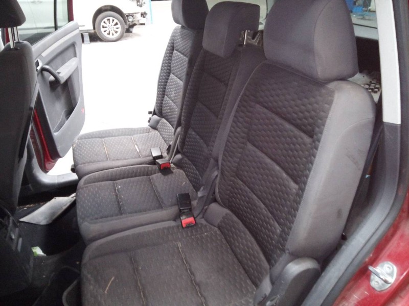 volkswagen touran (1t2) del año 2010