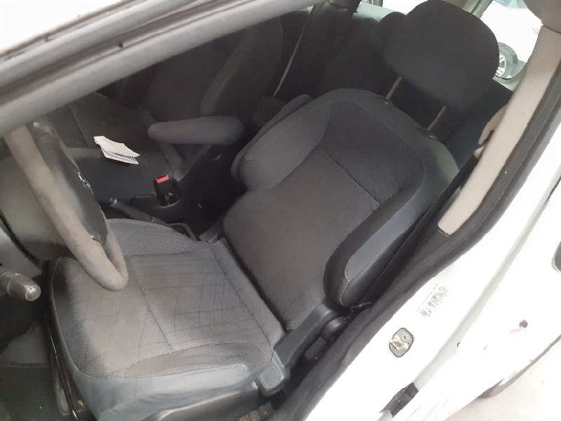peugeot partner kombi del año 2009