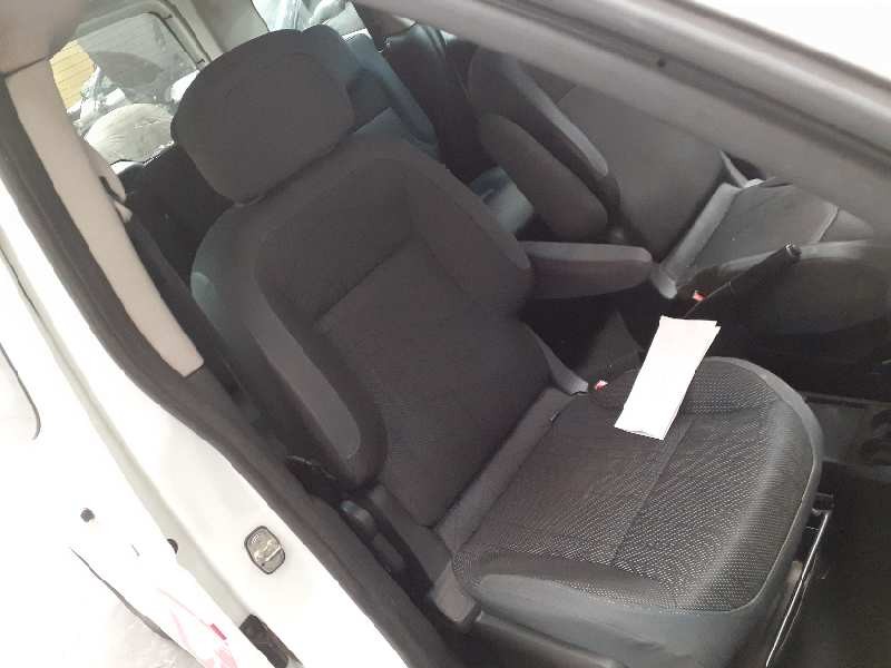 peugeot partner kombi del año 2009