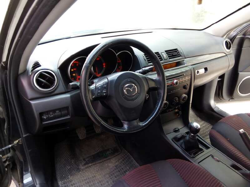 mazda 3 berlina (bk) del año 2005