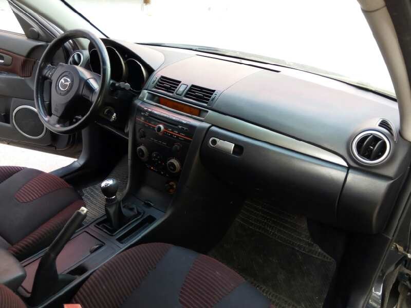 mazda 3 berlina (bk) del año 2005