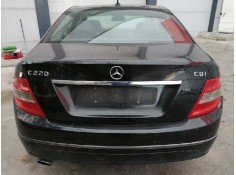 mercedes-benz clase c (w204) berlina del año 2008 2
