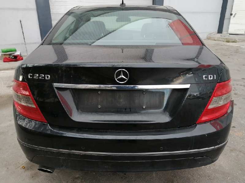 mercedes-benz clase c (w204) berlina del año 2008