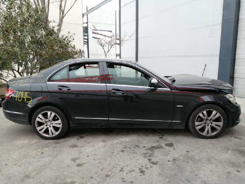 mercedes-benz clase c (w204) berlina del año 2008