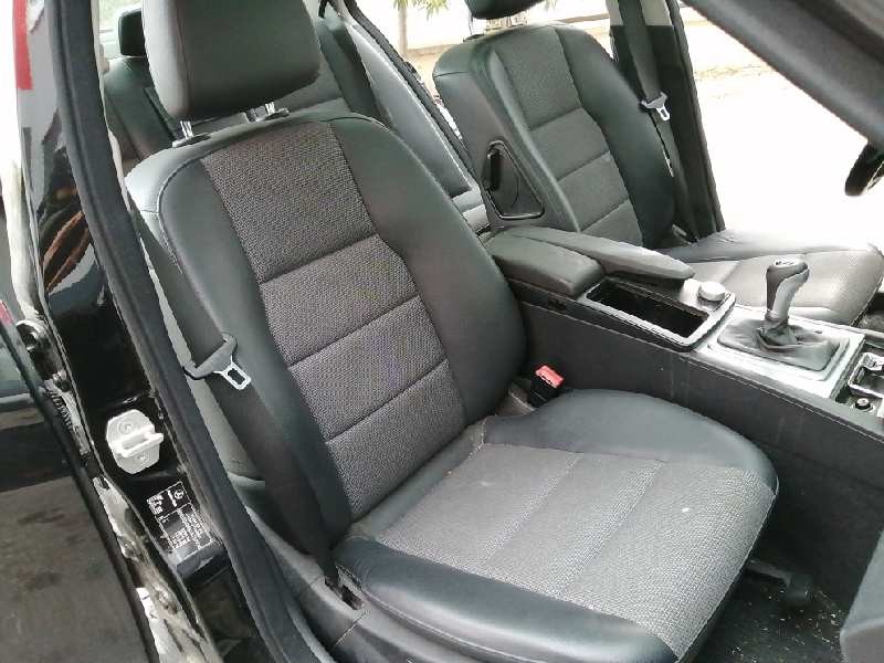 mercedes-benz clase c (w204) berlina del año 2008