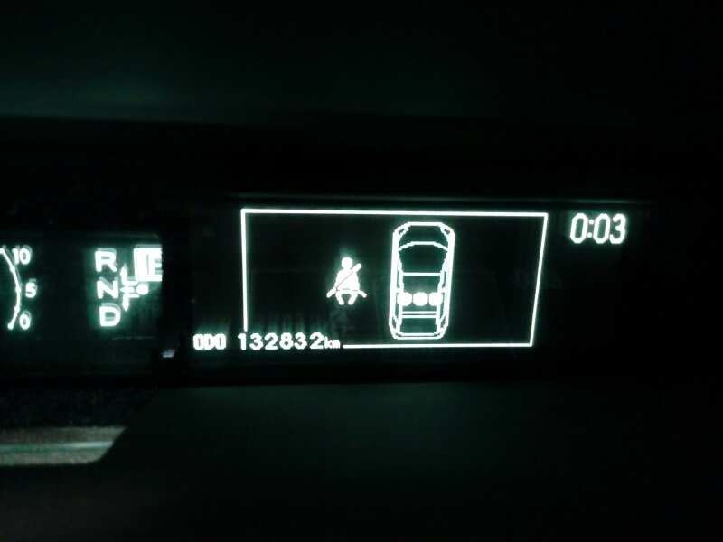 toyota prius (nhw30) del año 2011