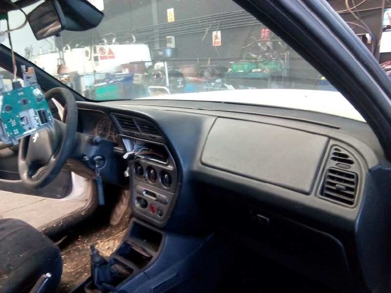 peugeot 306 break del año 1979