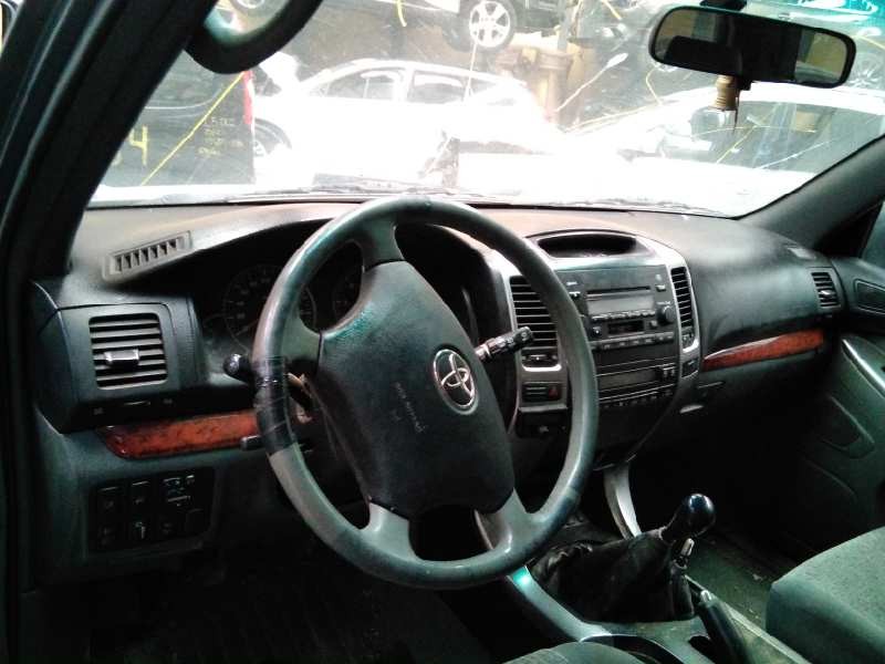 toyota land cruiser (j12) del año 2006