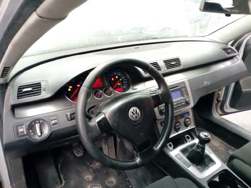 volkswagen passat berlina (3c2) del año 2005