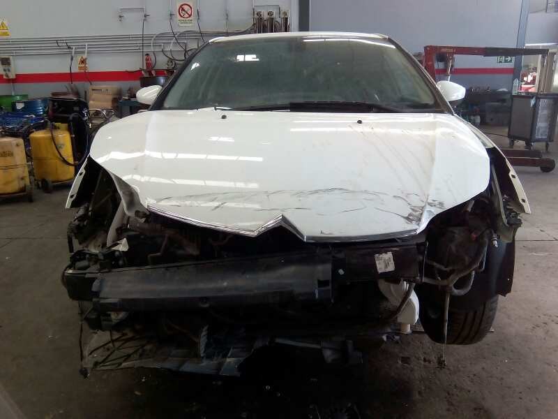 citroën c4 berlina del año 2010