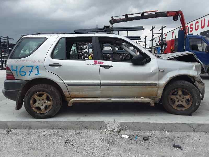 mercedes-benz clase m (w163) del año 2000