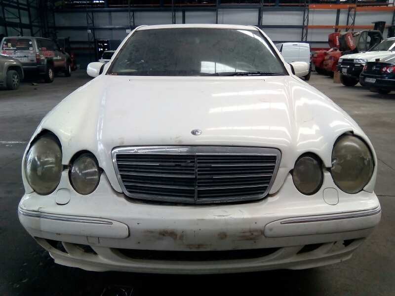 mercedes-benz clase e (w210) berlina diesel del año 1999