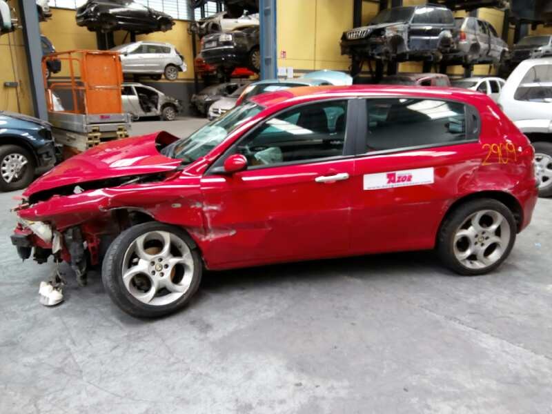 alfa romeo 147 (190) del año 2000