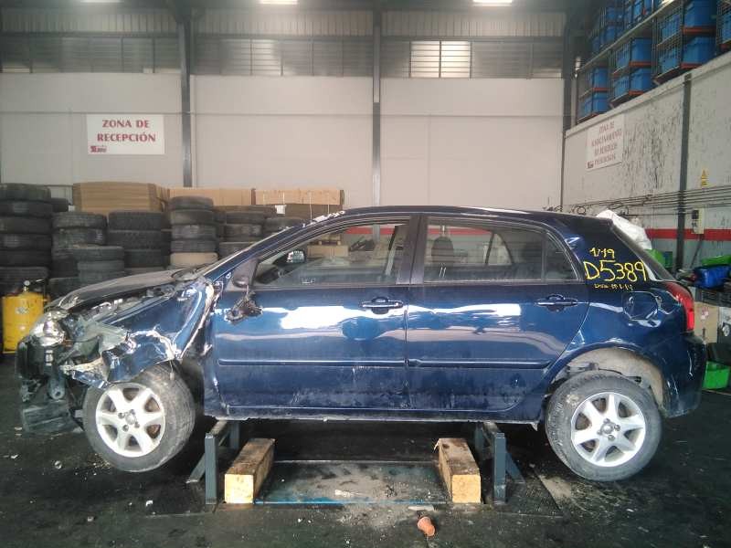 toyota corolla (e12) del año 2001