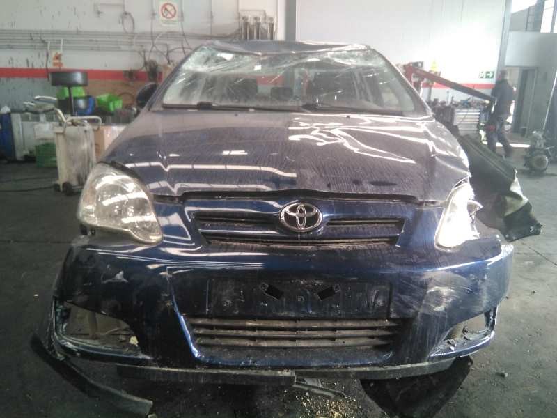 toyota corolla (e12) del año 2001