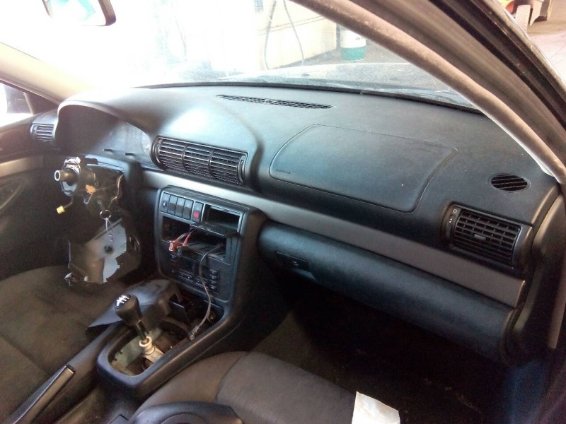 audi a4 berlina (b5) del año 1998