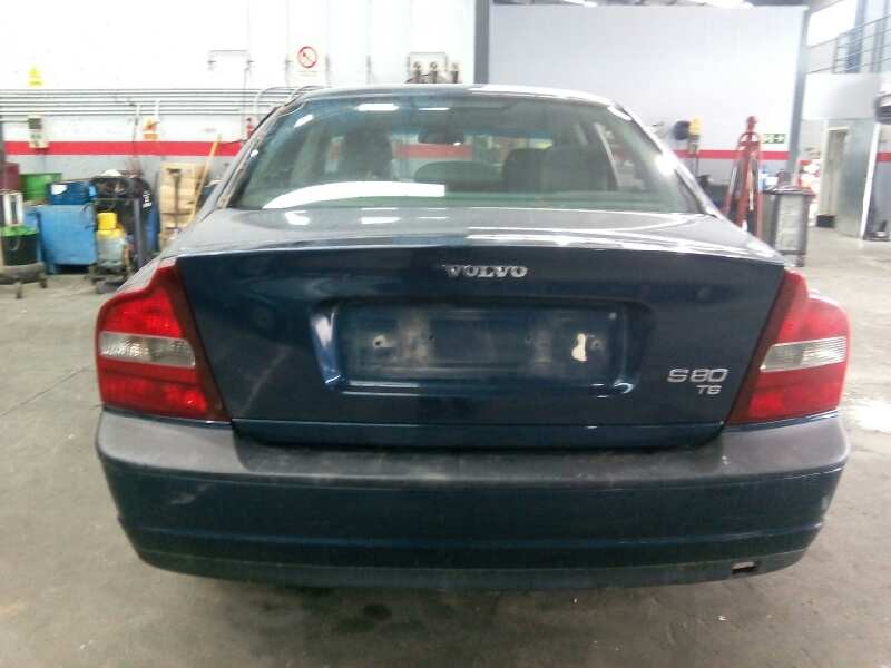 volvo s80 berlina del año 2003
