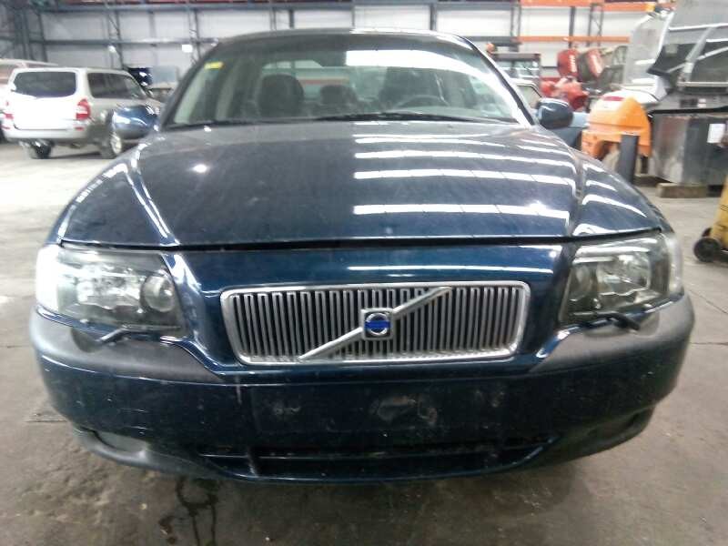 volvo s80 berlina del año 2003