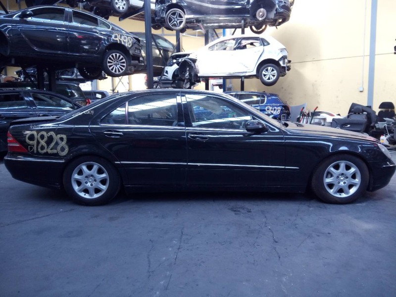mercedes-benz clase s (w220) berlina del año 2000