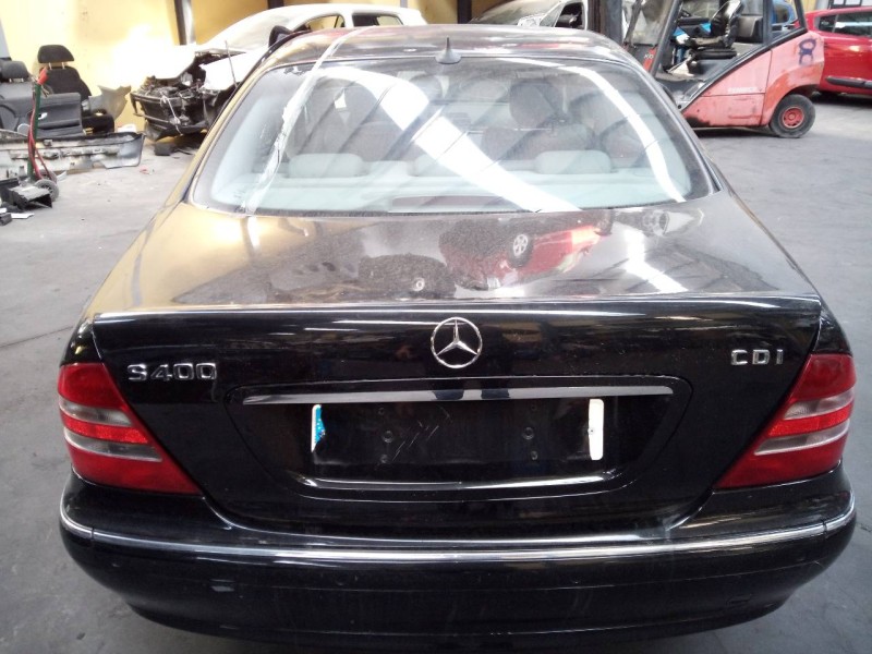 mercedes-benz clase s (w220) berlina del año 2000