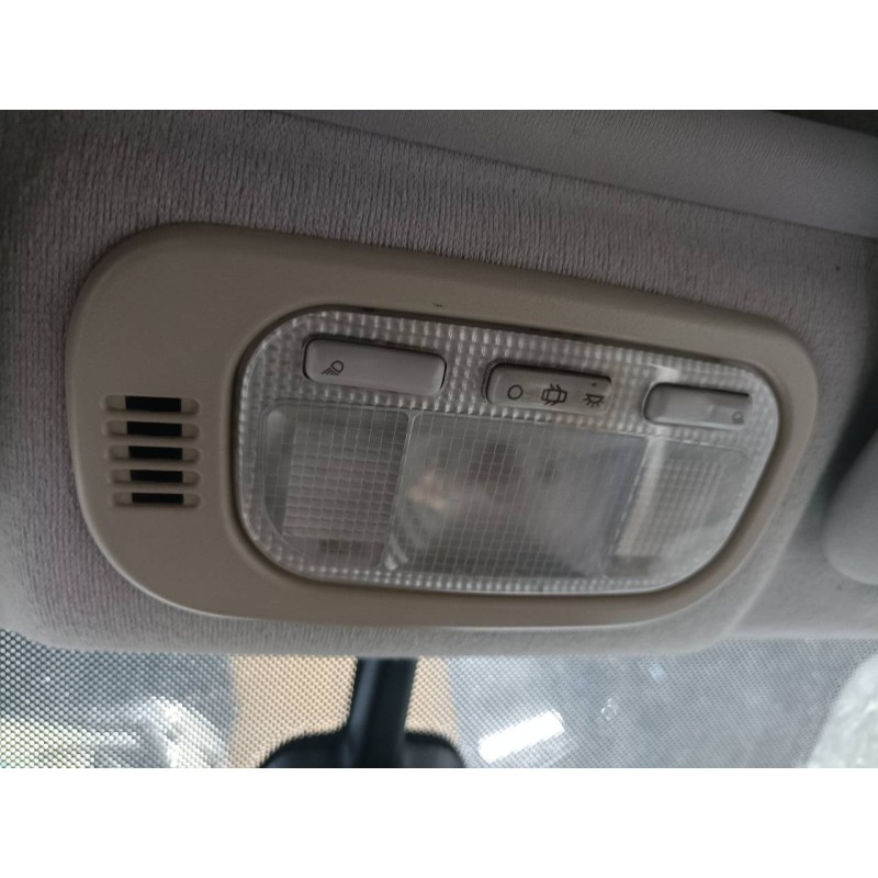 Recambio de luz interior para peugeot 207 sport referencia OEM IAM   