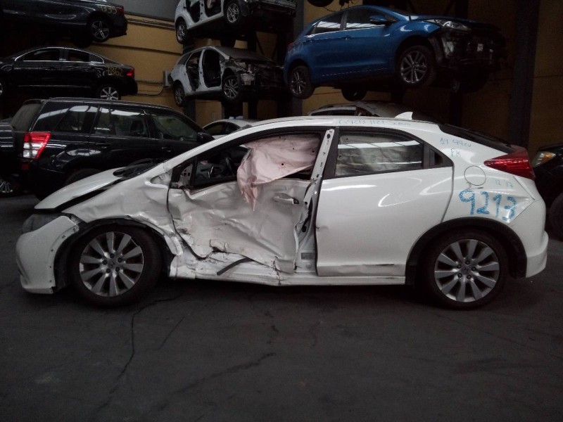 honda civic (fk) del año 2013