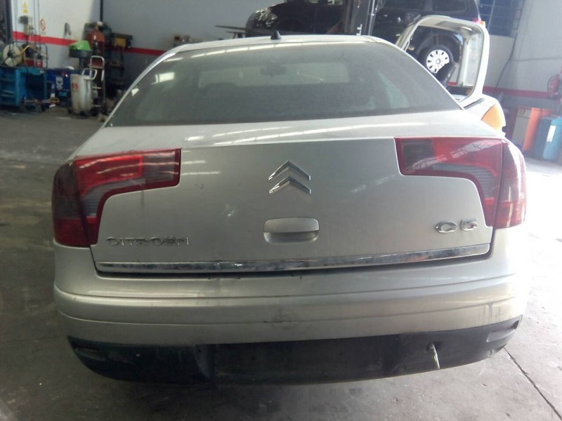 citroën c5 berlina del año 2004