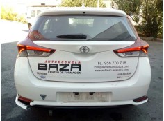 toyota auris del año 2017 2