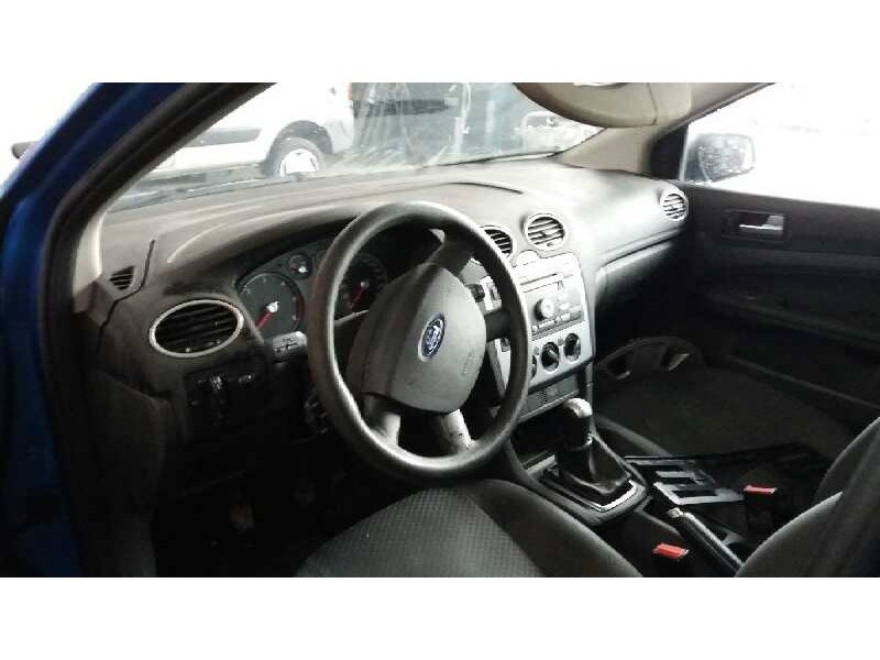 ford focus berlina (cap) del año 2005