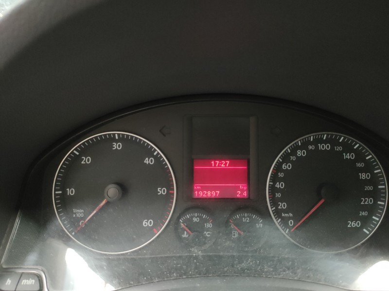 volkswagen golf v berlina (1k1) del año 2003