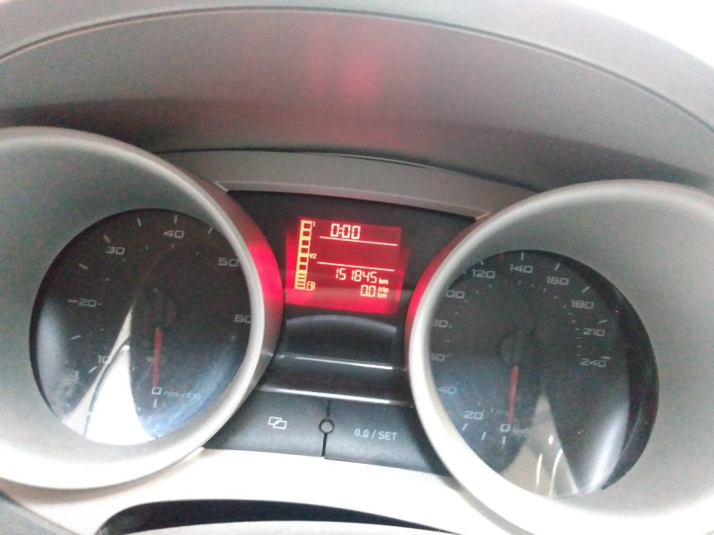 seat ibiza (6j5) del año 2012