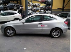 mercedes-benz clase c (w203) sportcoupe del año 2001