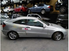 mercedes-benz clase c (w203) sportcoupe del año 2001 2