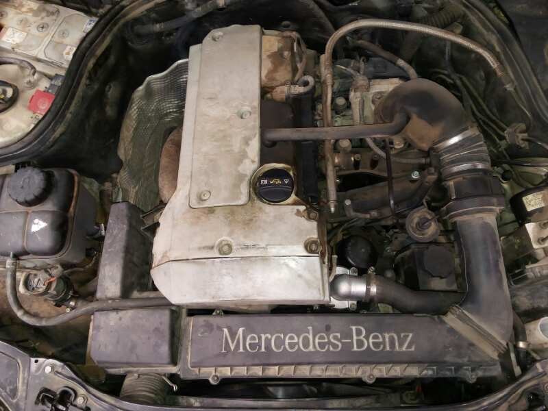 mercedes-benz clase c (w203) sportcoupe del año 2001