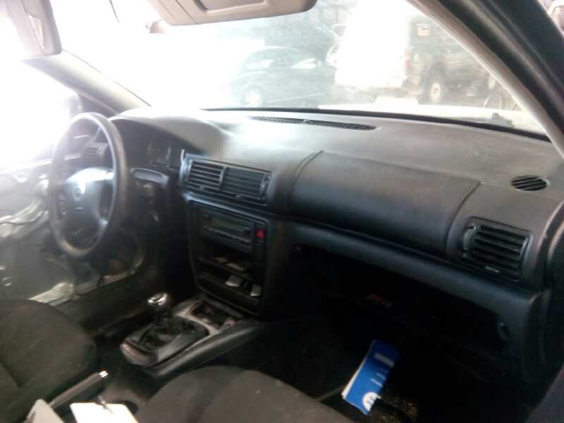 volkswagen passat berlina (3b3) del año 2001