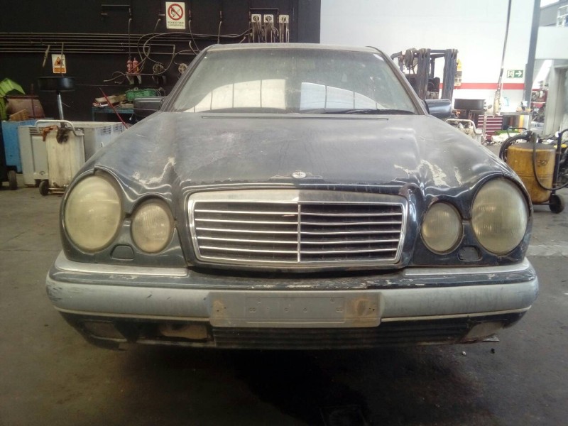 mercedes-benz clase e (w210) berlina diesel del año 1999