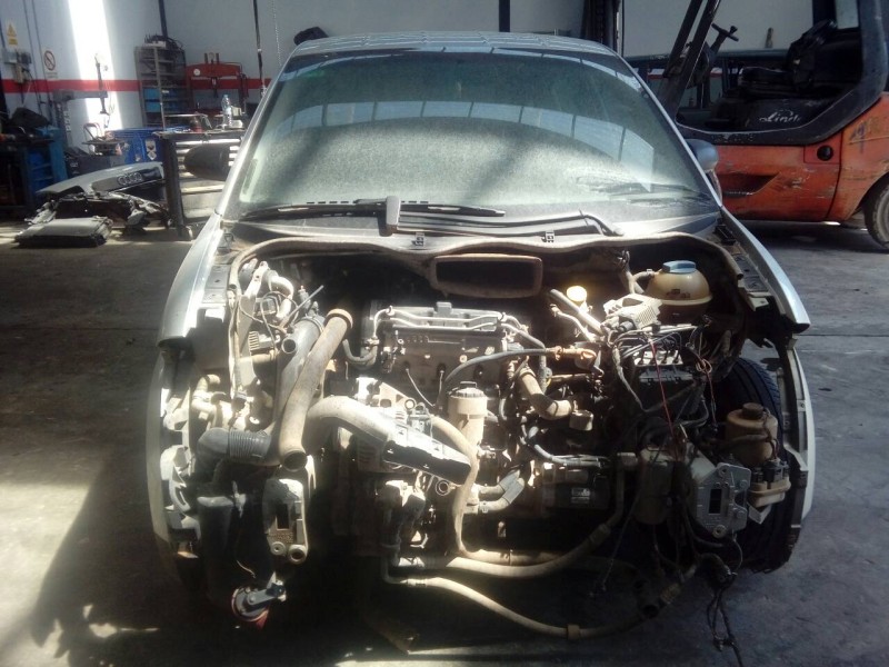 audi a2 (8z) del año 2000
